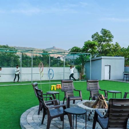 Green Crest Villa Lonavala Exteriör bild