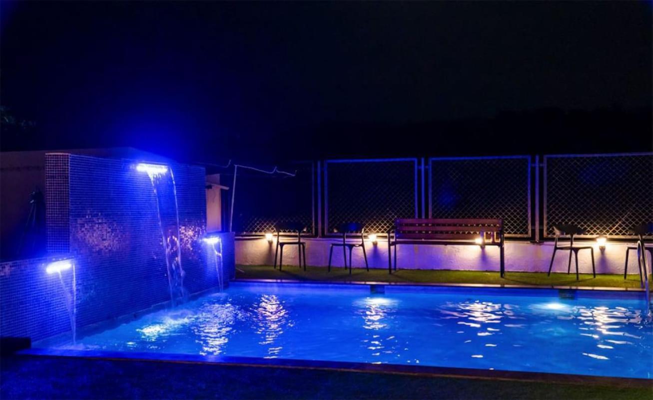 Green Crest Villa Lonavala Exteriör bild